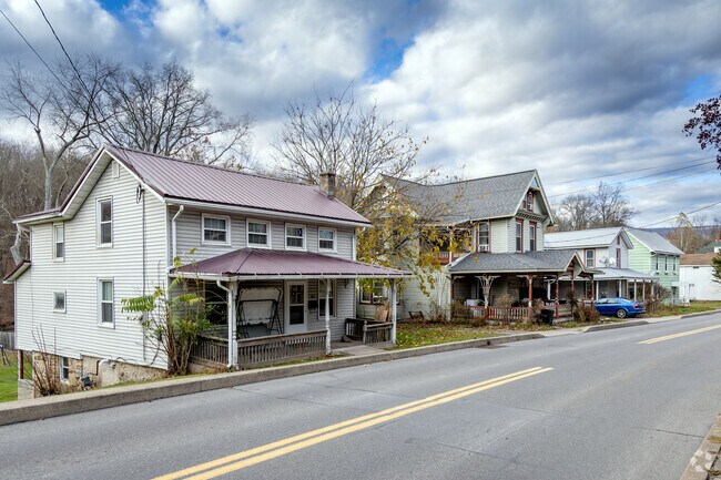 Montgomery features historic homes and local spots near the Susquehanna River.