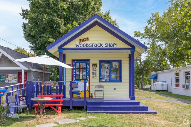 The Tiny Woodstock Shop is a great little place to take home some souvenirs form Woodstock.