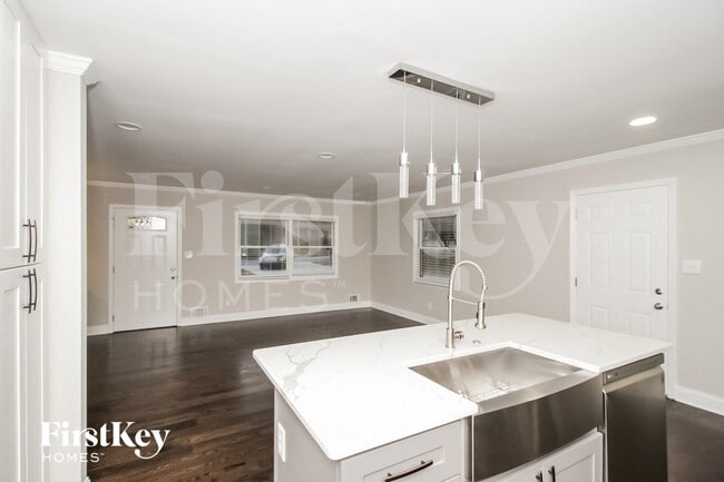 2237 Powers Ferry Dr SE, Marietta, GA 30067 - photo 6