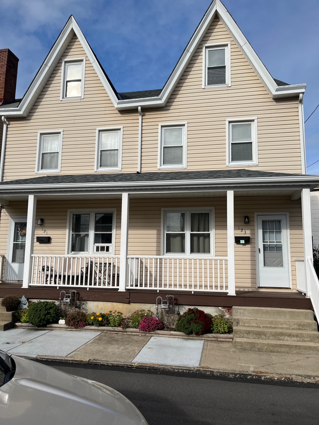 123 S 22nd St, Pittsburgh, PA 15215