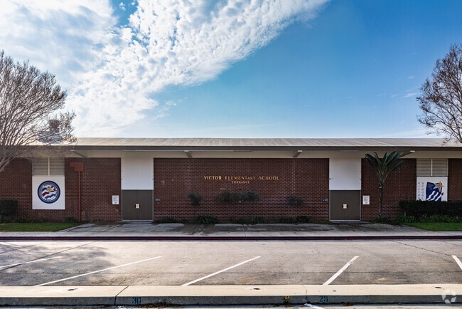 Victor Elementary School in West Torrance, CA has a large staff parking lot.