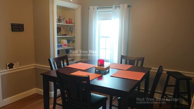 140 Babcock St unit 1, Brookline, MA 02446 - photo 5