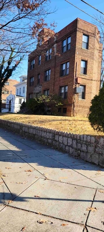 5691 Colorado Ave NW unit 3, Washington, DC 20011 - photo 5