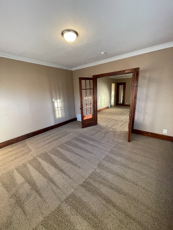 1418 S 17th St, Lincoln, NE 68502 - photo 1