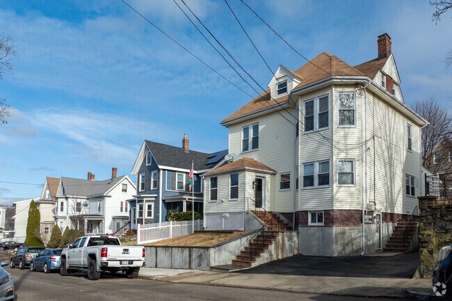 A diverse array of housing styles line the scenic streets of Bellrock.