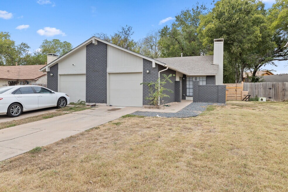 1805 Mearns Meadow Blvd unit B, Austin, TX 78758 - photo 1