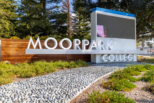 Moorpark city college is a popular choice for graduating seniors in high school.