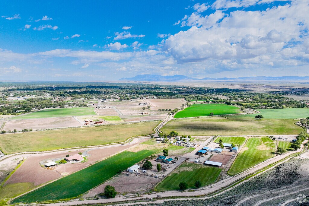 About East Los Lunas, Valencia Schools, Demographics, Things to Do