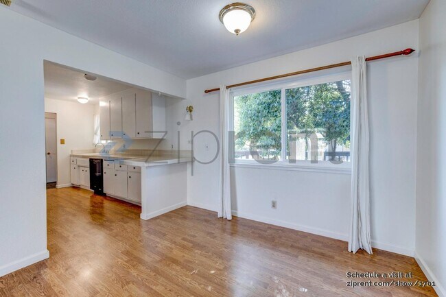 950 Pecan Place, Davis, CA 95616 - photo 6