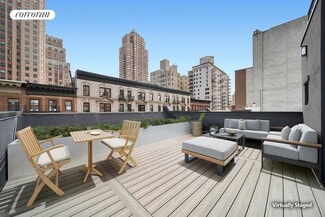 317 W 51st St, New York, NY 10019