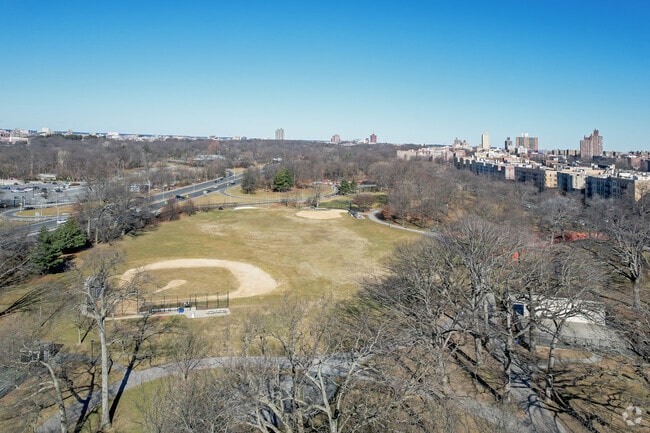 Bronx Park is a great place to bring the whole family in the Pelham Parkway neighborhood.