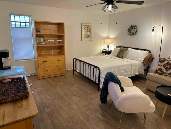 1010 Cll de La Temporada, Green Valley, AZ 85614 - photo 2