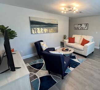 607 Lyndhurst St Unit 607, Dunedin, FL 34698