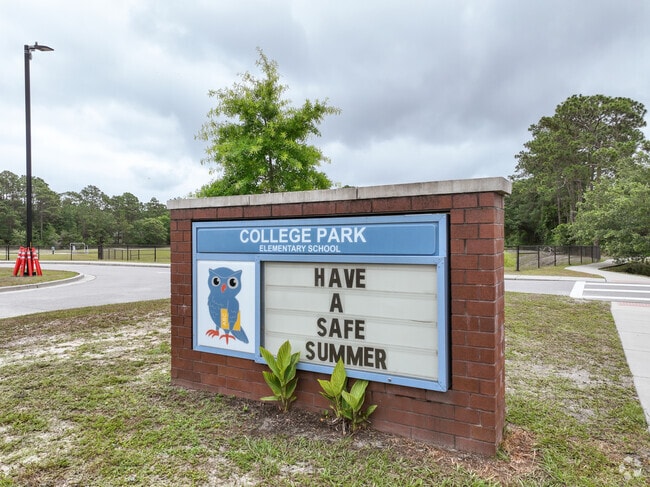 Brick signage at the entrance to College Park Elementary School.