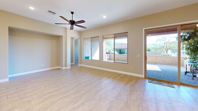 62797 E Thunder Rock Dr, Tucson, AZ 85739 - photo 2