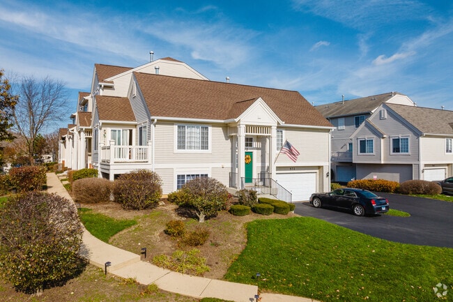 Townhouses are available for Trout Valley residents who prefer less home maintenance.