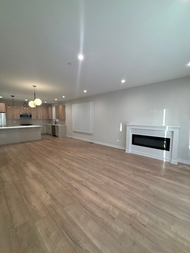 6853 W Belmont Ave unit 1R, Chicago, IL 60634 - photo 4