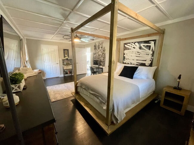 104 SE 12th St unit ID1241315P, Bentonville, AR 72712 - photo 3