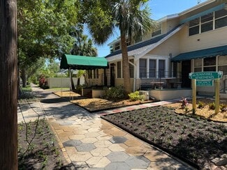 832 1st St N, Saint Petersburg, FL 33701