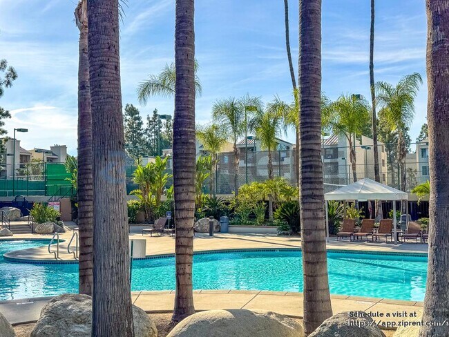 5500 Owensmouth Ave, Woodland Hills, CA 91367 - photo 3