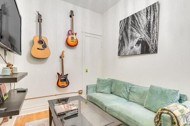 3252 W Wabansia Ave unit ID1306713P, Chicago, IL 60647 - photo 4