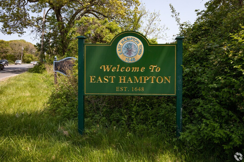 NH_EastHampton_539903_P2_v1_AJ_073124