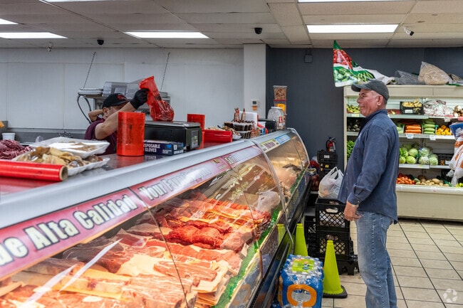 Stop by Carniceria El Rey 3 near Morningside Manor for a great selection of meat and groceries.