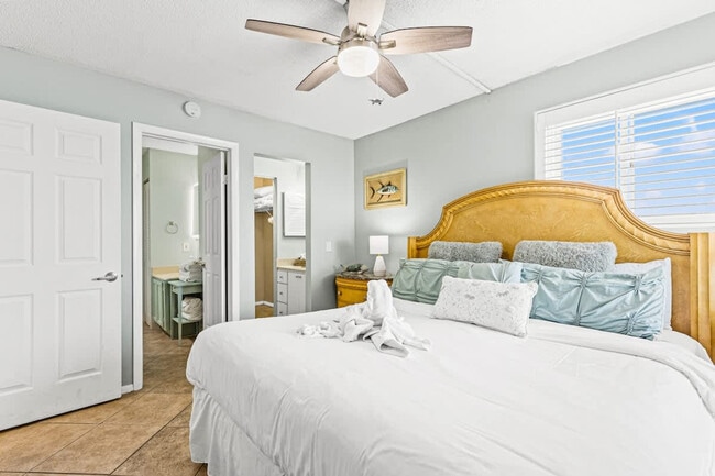 The Summit Beach Resort Condominium unit FL6-ID1354899P, Panama City Beach, FL 32408 - photo 7