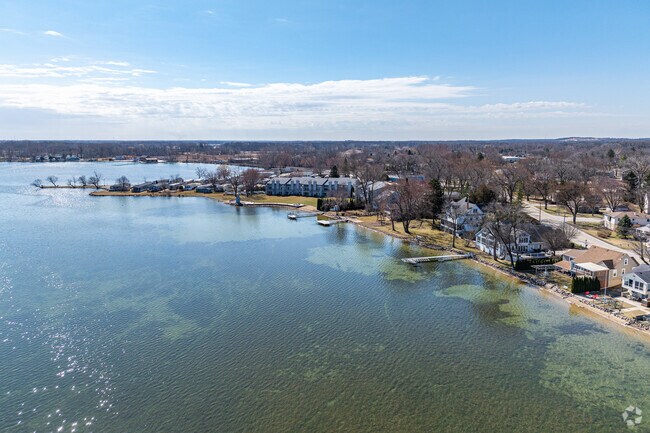Wisconsin's Salem Lakes offers outlets for hiking, biking, kayaking & other outdoor activities.