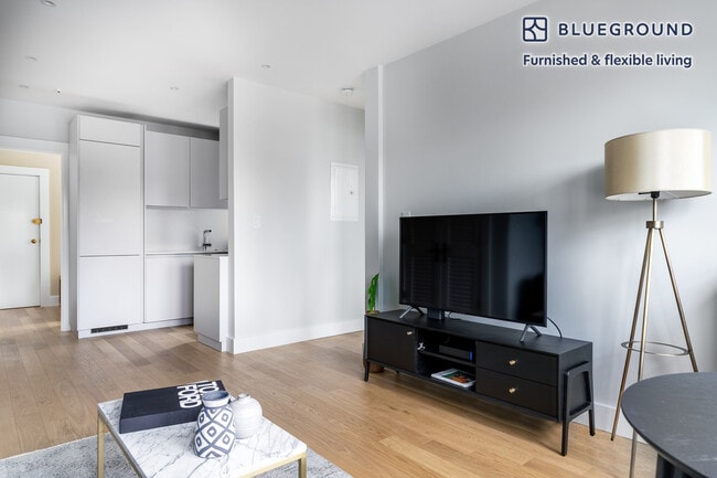 8 Elko St unit FL2-ID272, Boston, MA 02135 - photo 2