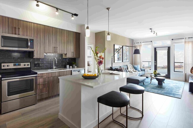 Windsor Marina Bay, Quincy, MA 02171 - photo 2