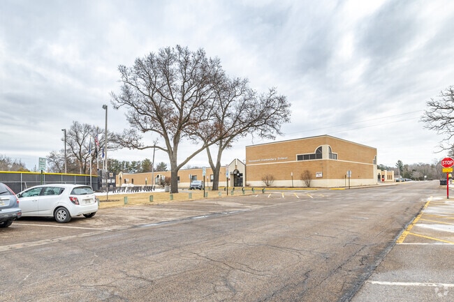 Roosevelt Elementary is a well-rated elementary school in Plover, WI.