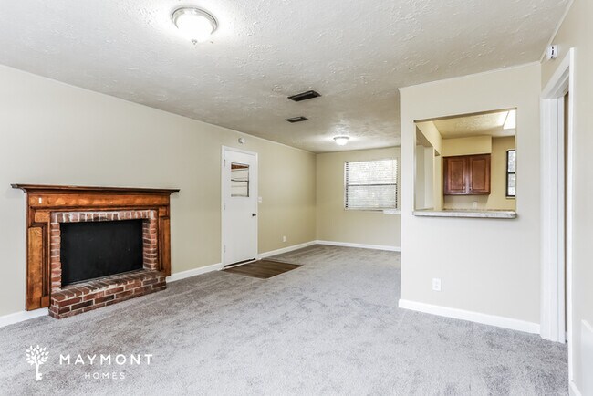 11477 Harlan Dr, Jacksonville, FL 32218 - photo 4