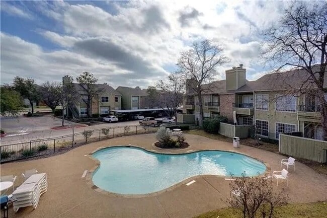 4115 Esters Rd, Irving, TX 75038 - photo 4