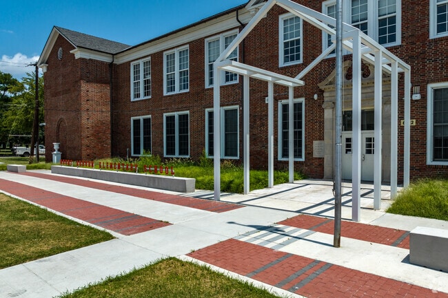 Mount Auburn Elementary School seeks to demonstrate excellence in student achievement.
