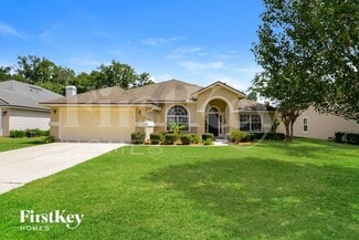 112 Glen Oaks Dr, Jacksonville, FL 32259