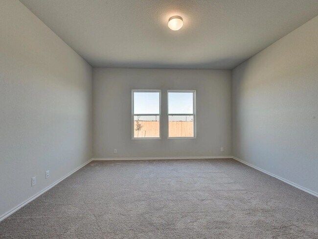 12829 Hill Plains Dr unit 36498019, Schertz, TX 78108 - photo 7