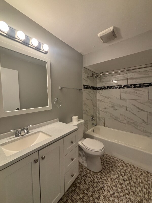 4542 Heartland Dr unit E, Richton Park, IL 60471 - photo 7