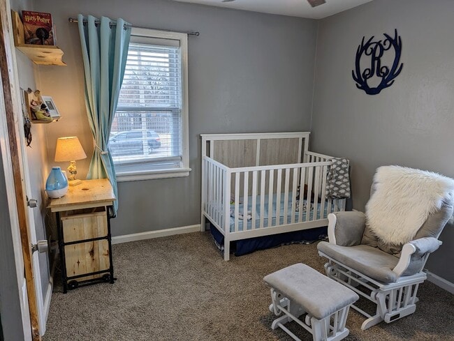 7417 Morganford Rd, Saint Louis, MO 63116 - photo 4