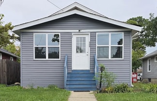 509 N Butrick St, Waukegan, IL 60085