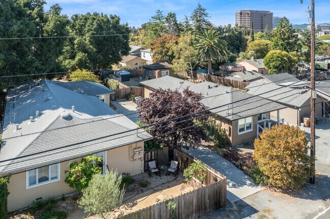 Enjoy the convenience of single-level living in Islandis’ charming ranch-style homes.