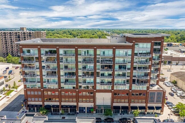 Main North unit 806, Royal Oak, MI 48067 - photo 5