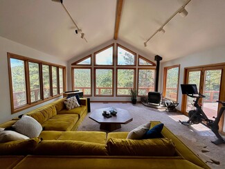 519 Sugarloaf Rd, Boulder, CO 80302