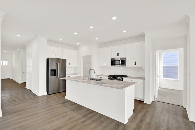 5187 Nettleton Way, Avon, IN 46123 - photo 2