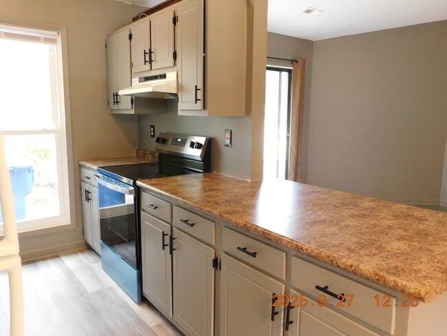 8 Druid Place, Durham, NC 27707 - photo 4