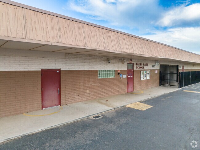 Palm Lane Elementary School serves students K-8th grade.