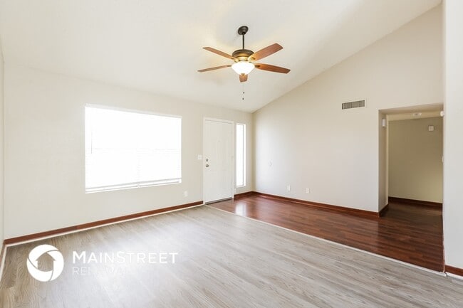 1202 E Topeka Dr, Phoenix, AZ 85024 - photo 3