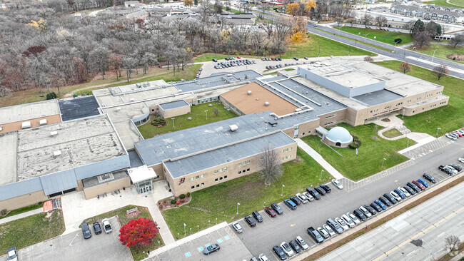 Bradford High School, Rankings & Reviews - Homes.com