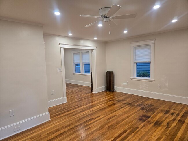 Living room pic 2