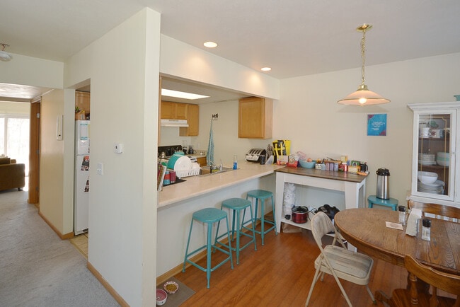 Kendall Ridge North, Kalamazoo, MI 49006 - photo 3